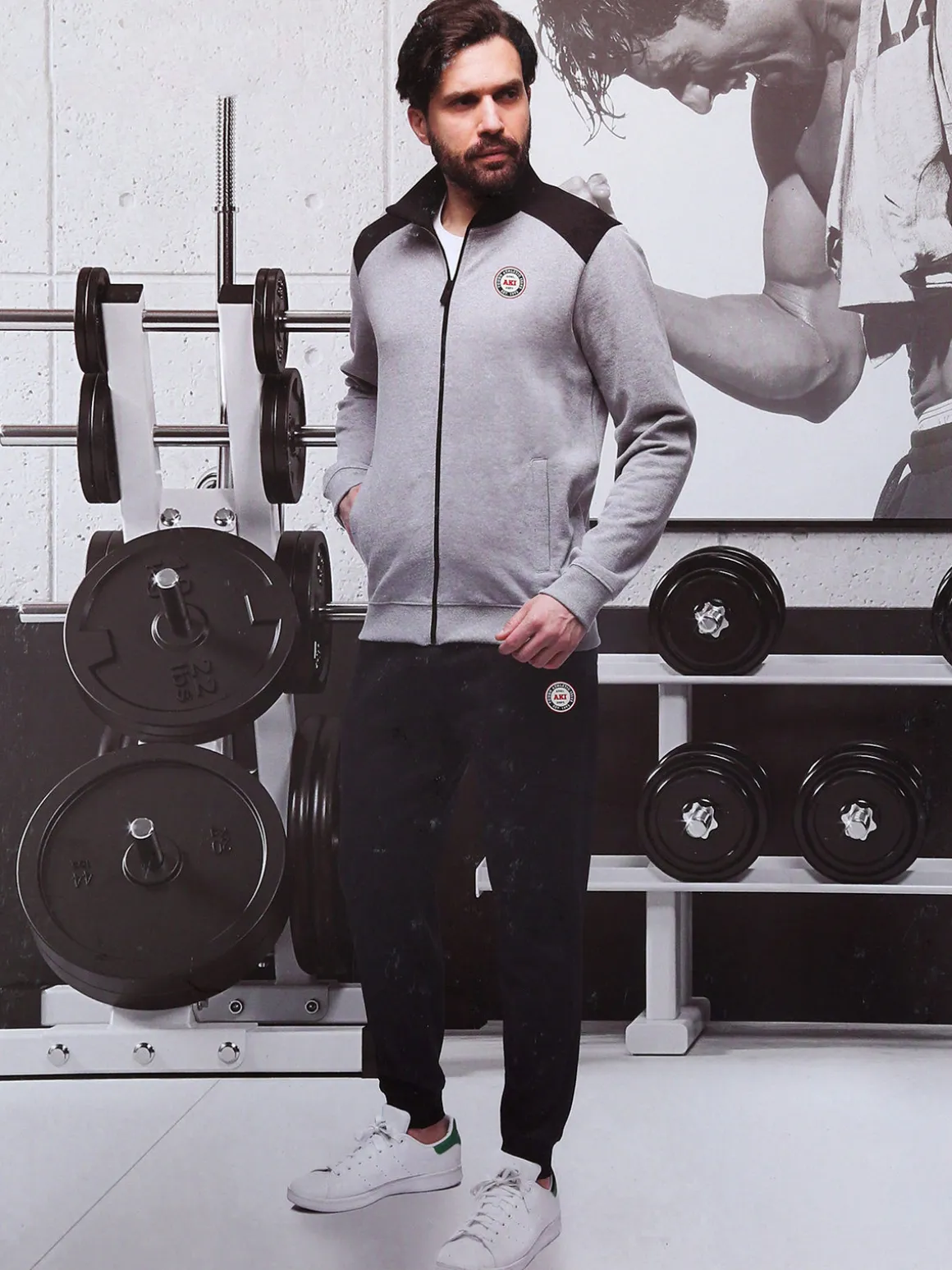 Aki Tuta sportiva da uomo con zip intera