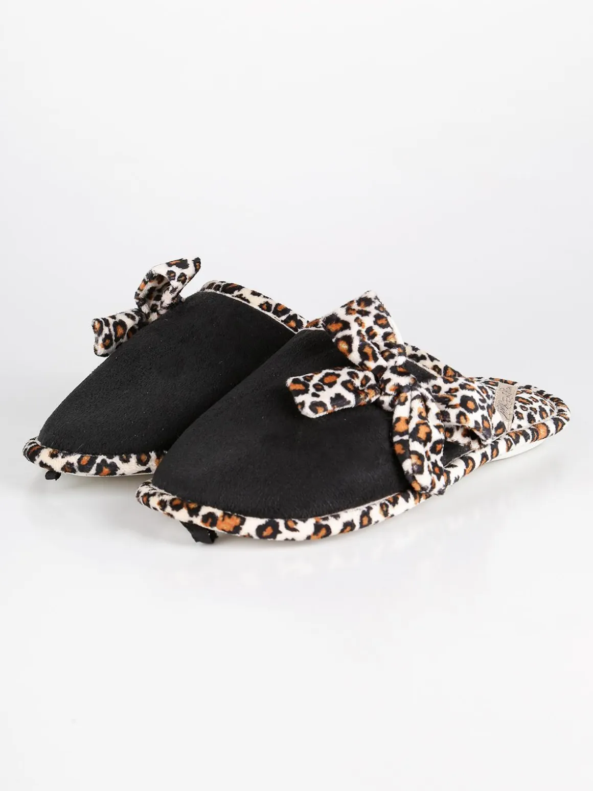 Amix Pantofole leopardate con fiocco