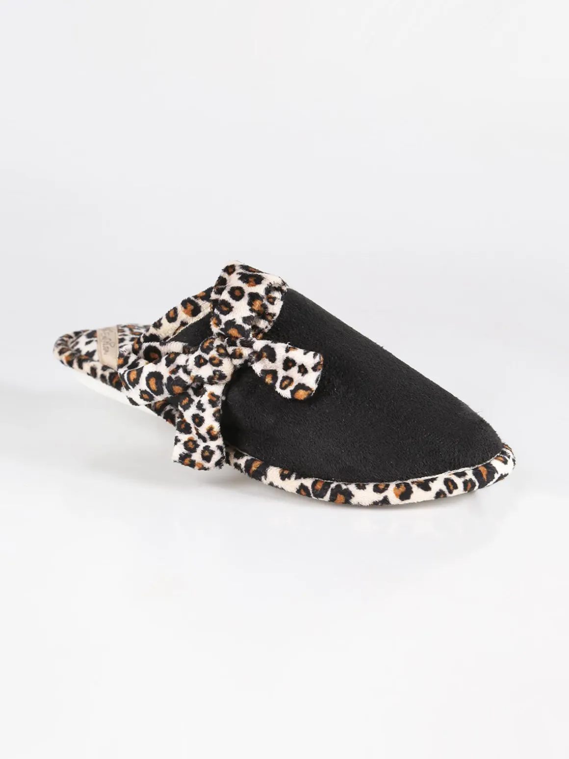 Amix Pantofole leopardate con fiocco