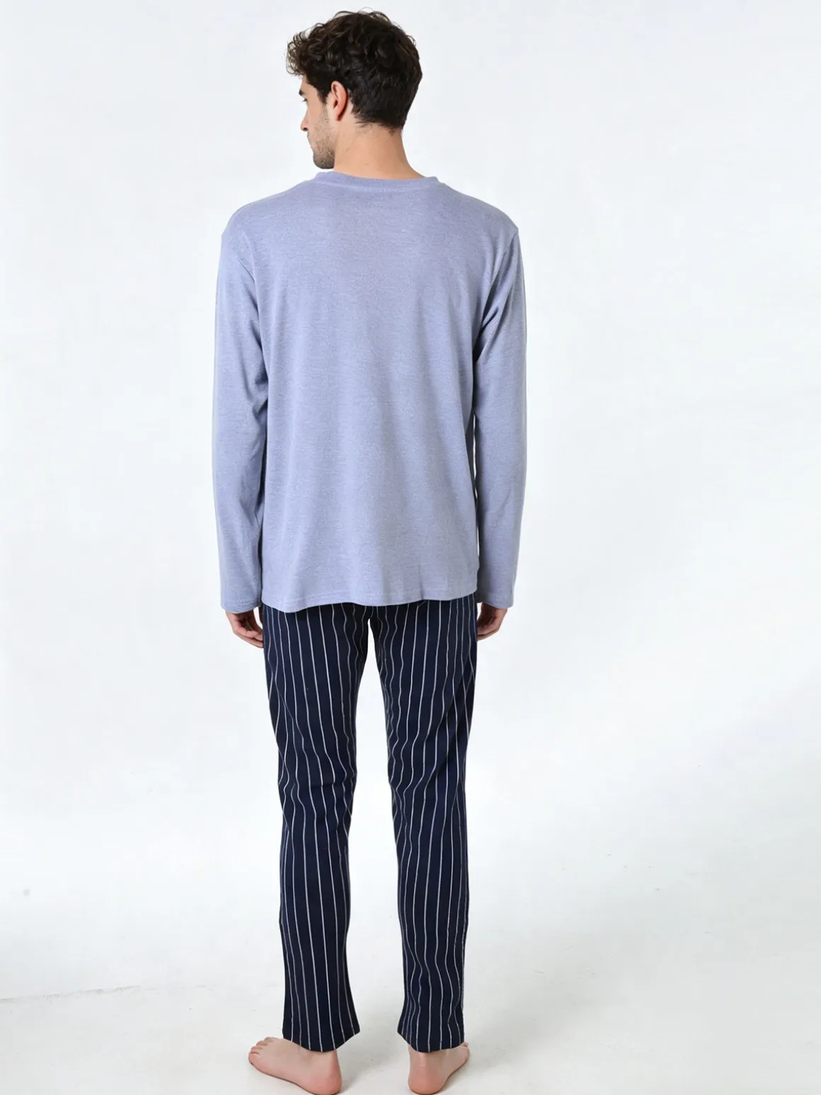 A Sette Pigiama da uomo in cotone interlock aperto con bottoni e pantaloni a righe - jeans