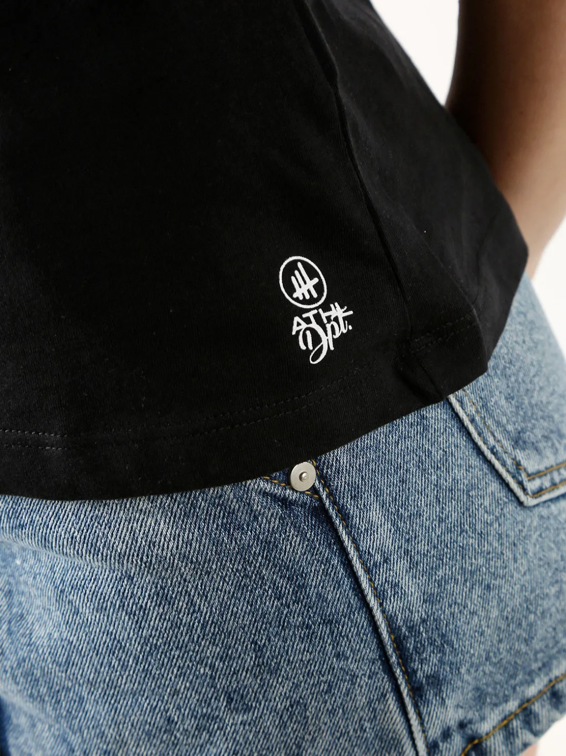 Athl Dpt T-shirt donna in cotone con stampa argento - nero