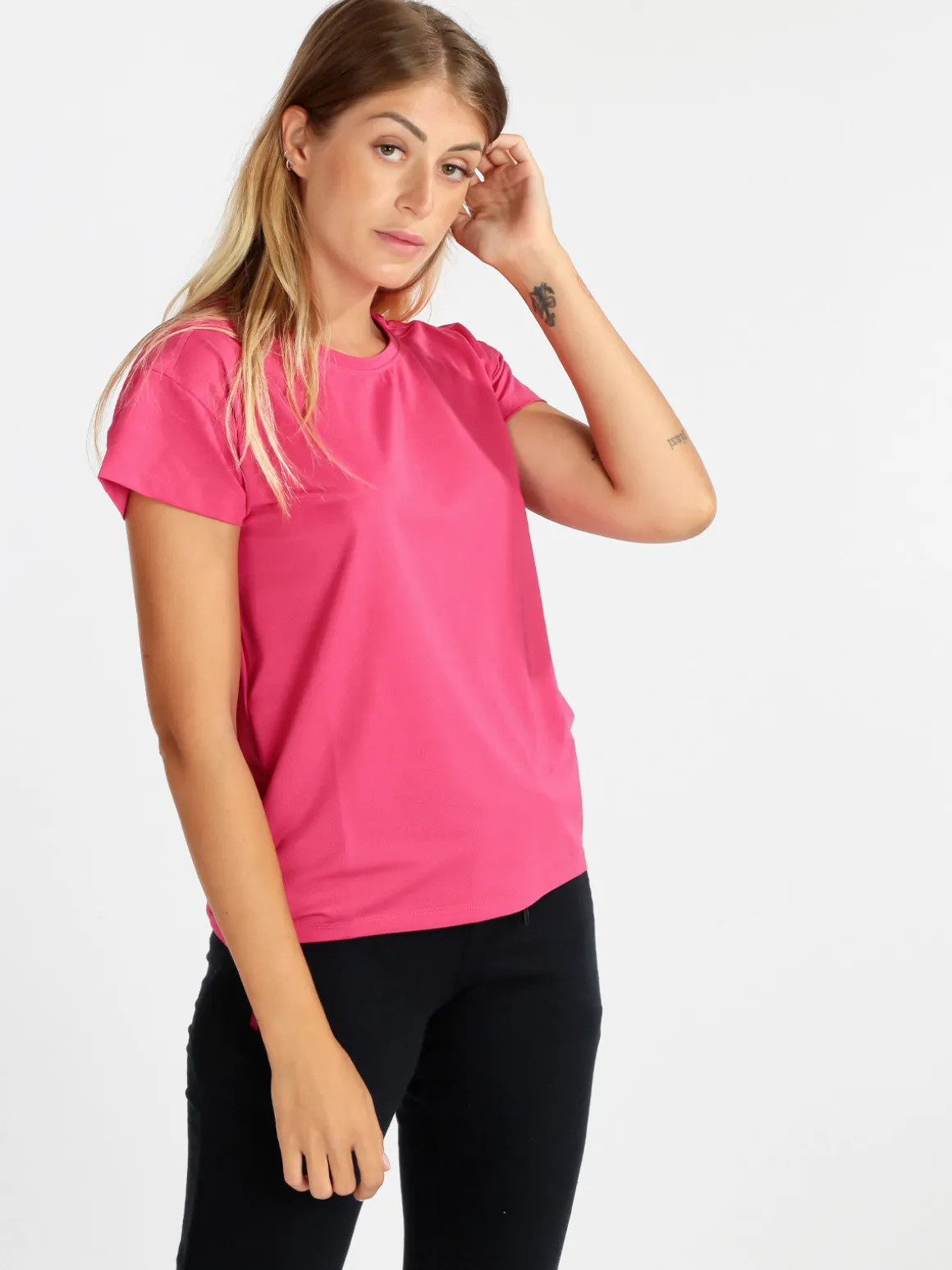 Athl Dpt T-shirt donna in tessuto tecnico sportivo