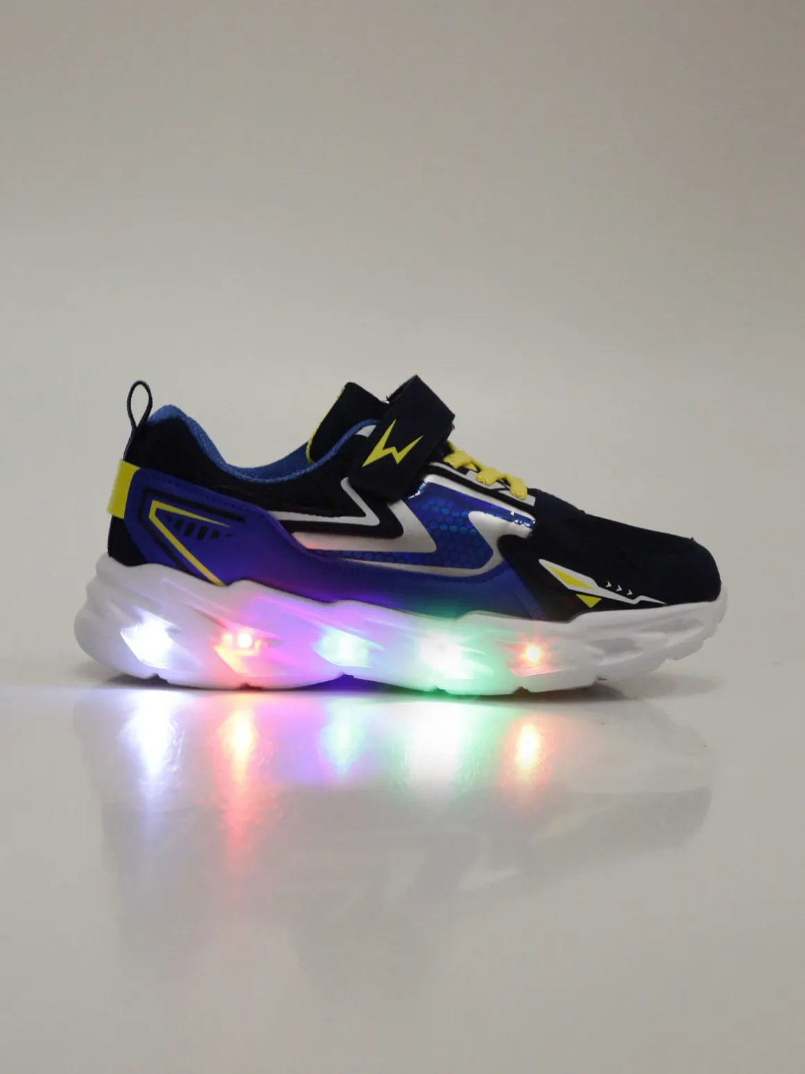 Bacio & Bacio Sneakers da ragazzo con strappo e luci