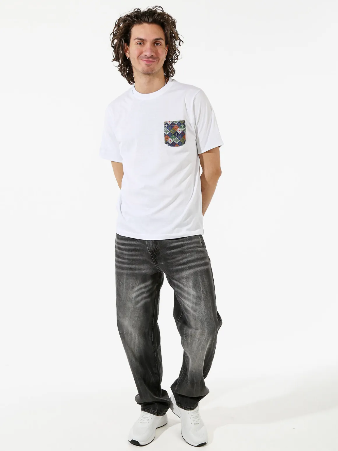 Bad Boys T-shirt girocollo da uomo in cotone con taschino decorato - bianco