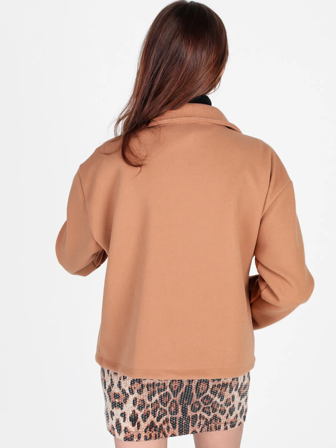 158c Cappotto corto da donna oversize con chiusura doppiopetto