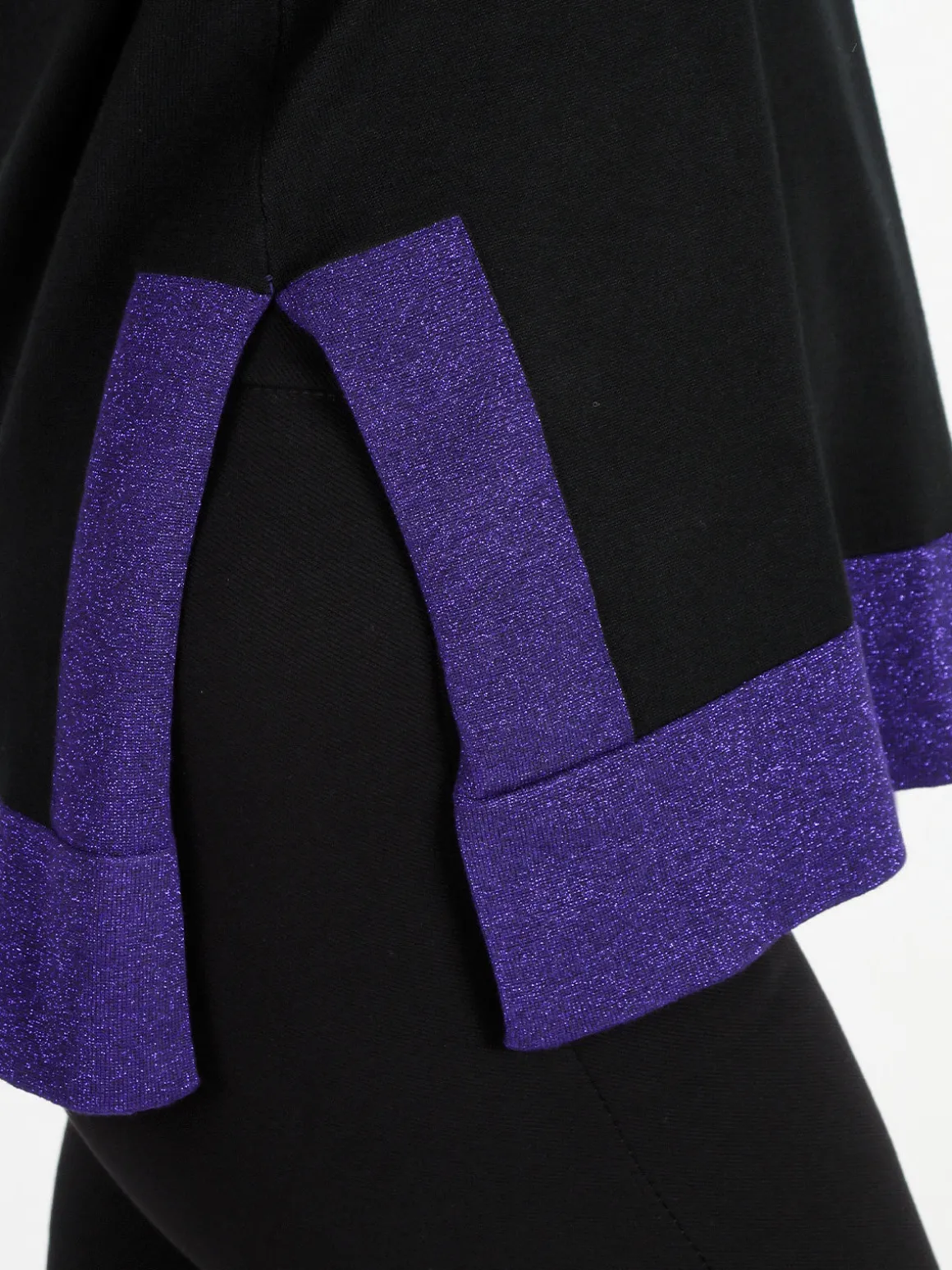 Coveri Moving Maglia donna girocollo in contrasto colore con spacchi laterali