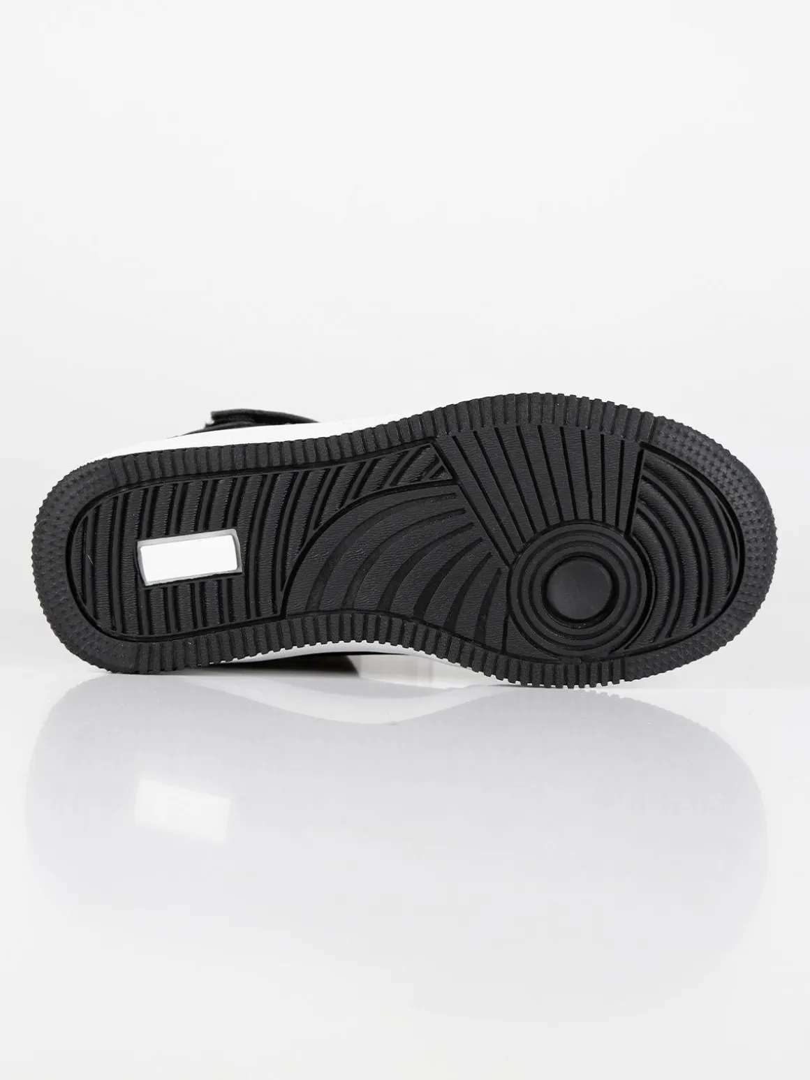 Ellesse Sneakers alte con strappo in ecopelle