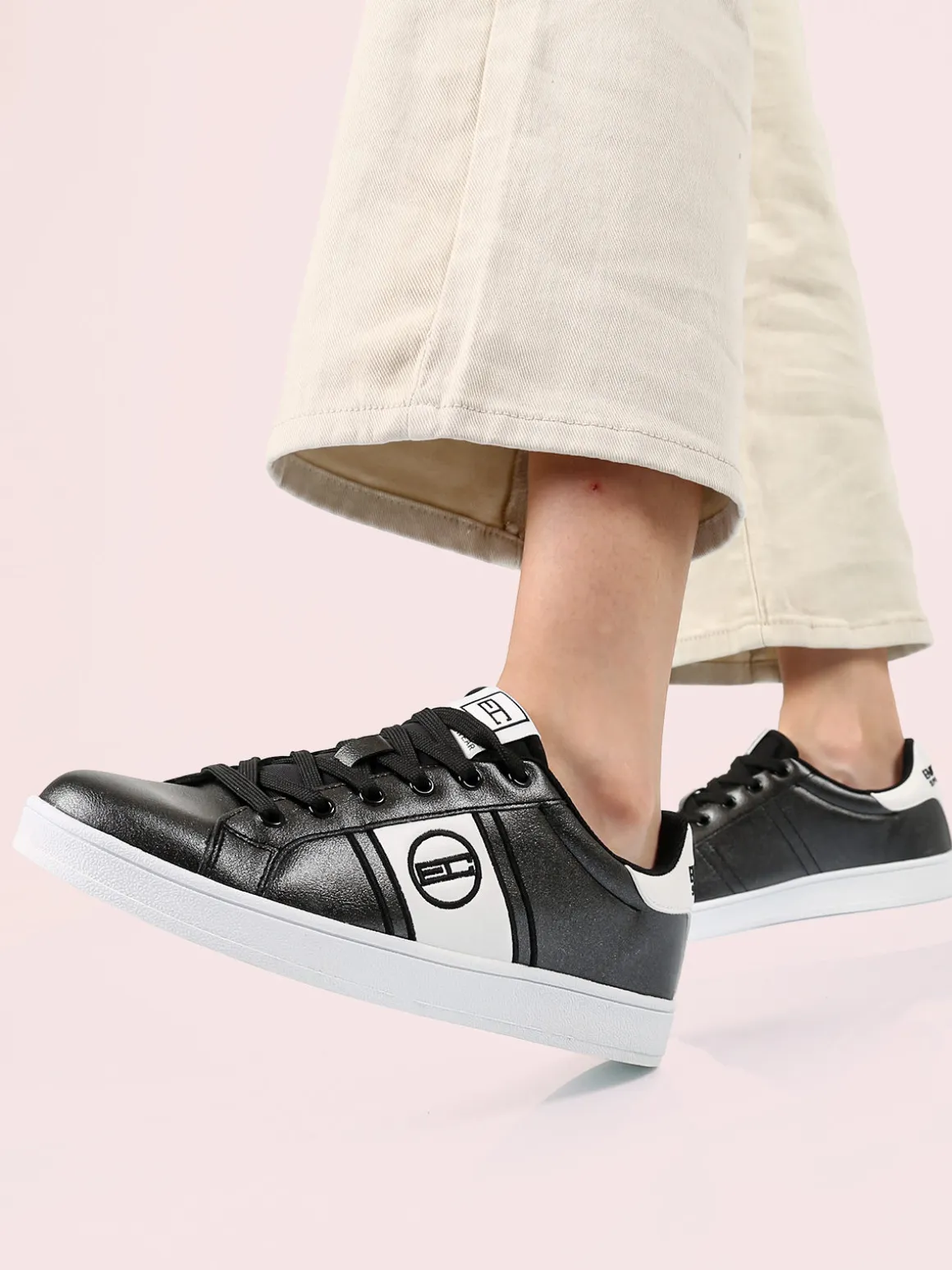 Enrico Coveri Sportswear Sneakers basse da donna - nero