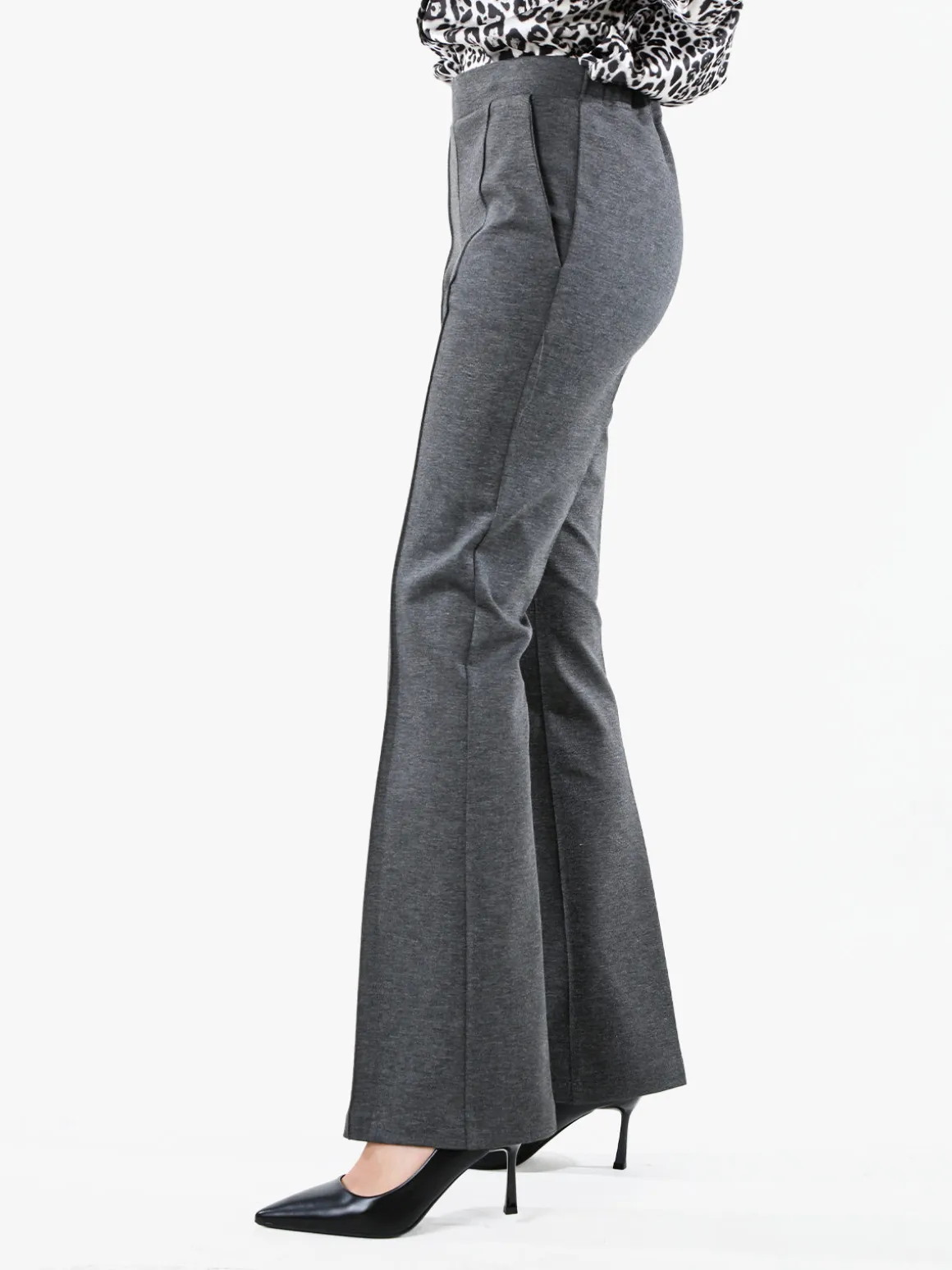 Fast Fashion Completo elegante da donna con blazer e pantaloni con finale a zampa - grigio