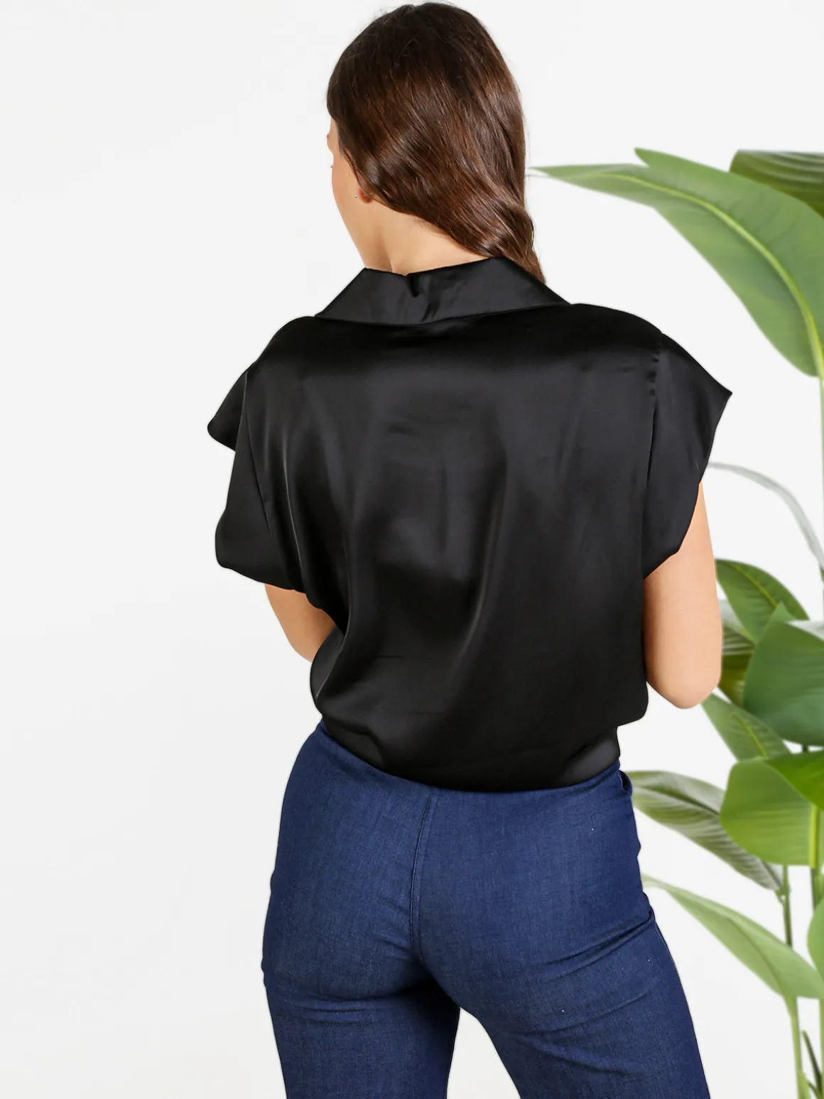 Floria Camicia donna senza maniche effetto raso