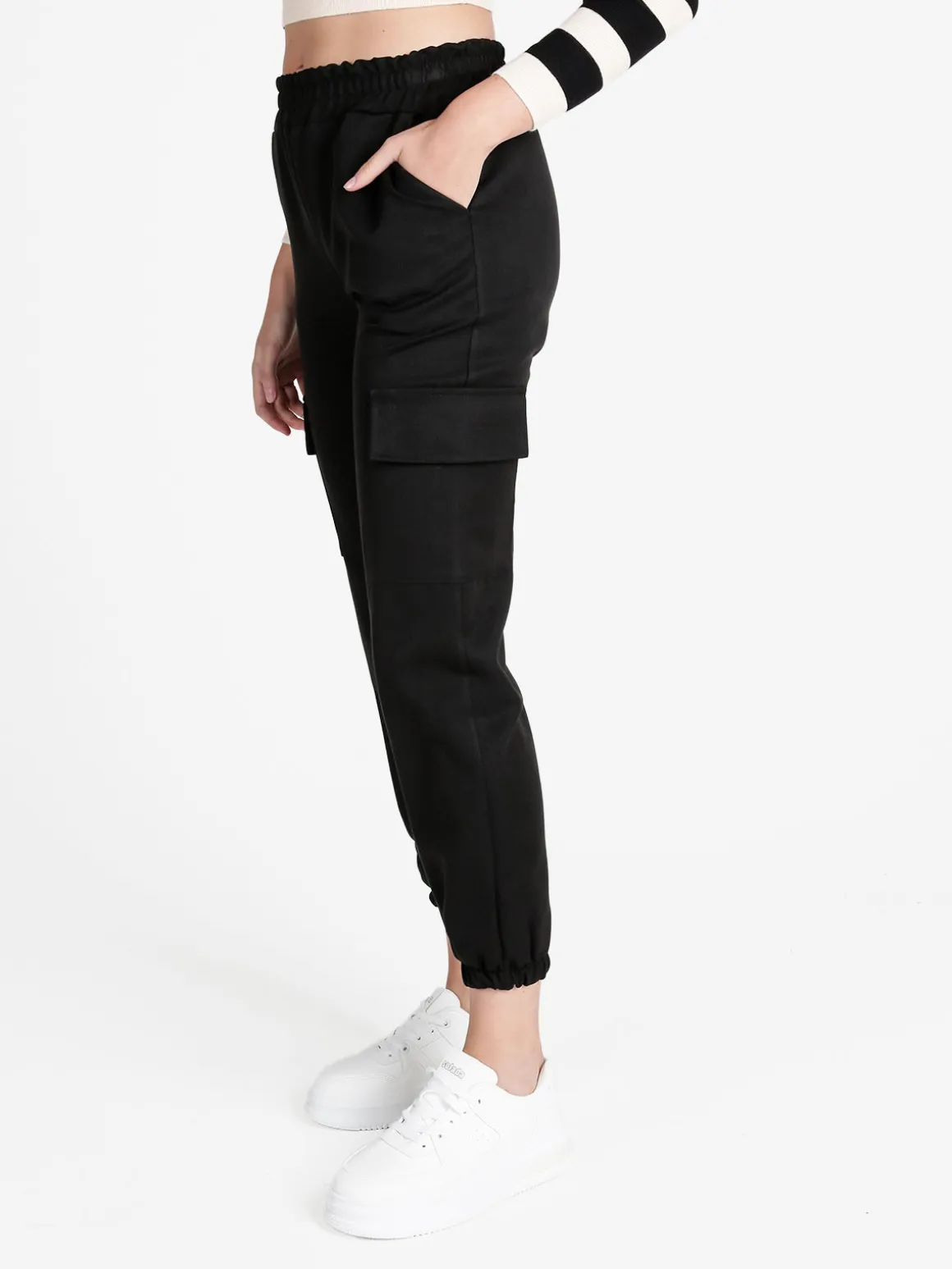 Frenetika Pantaloni cargo da donna con polsini