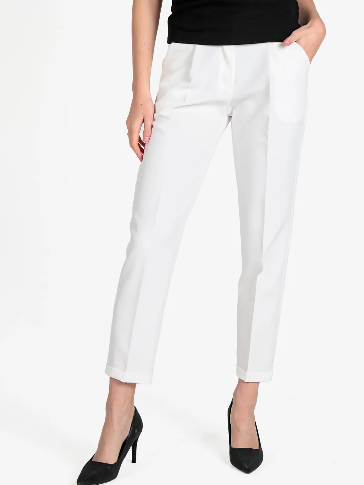 Frenetika Pantaloni classici da donna con risvolto