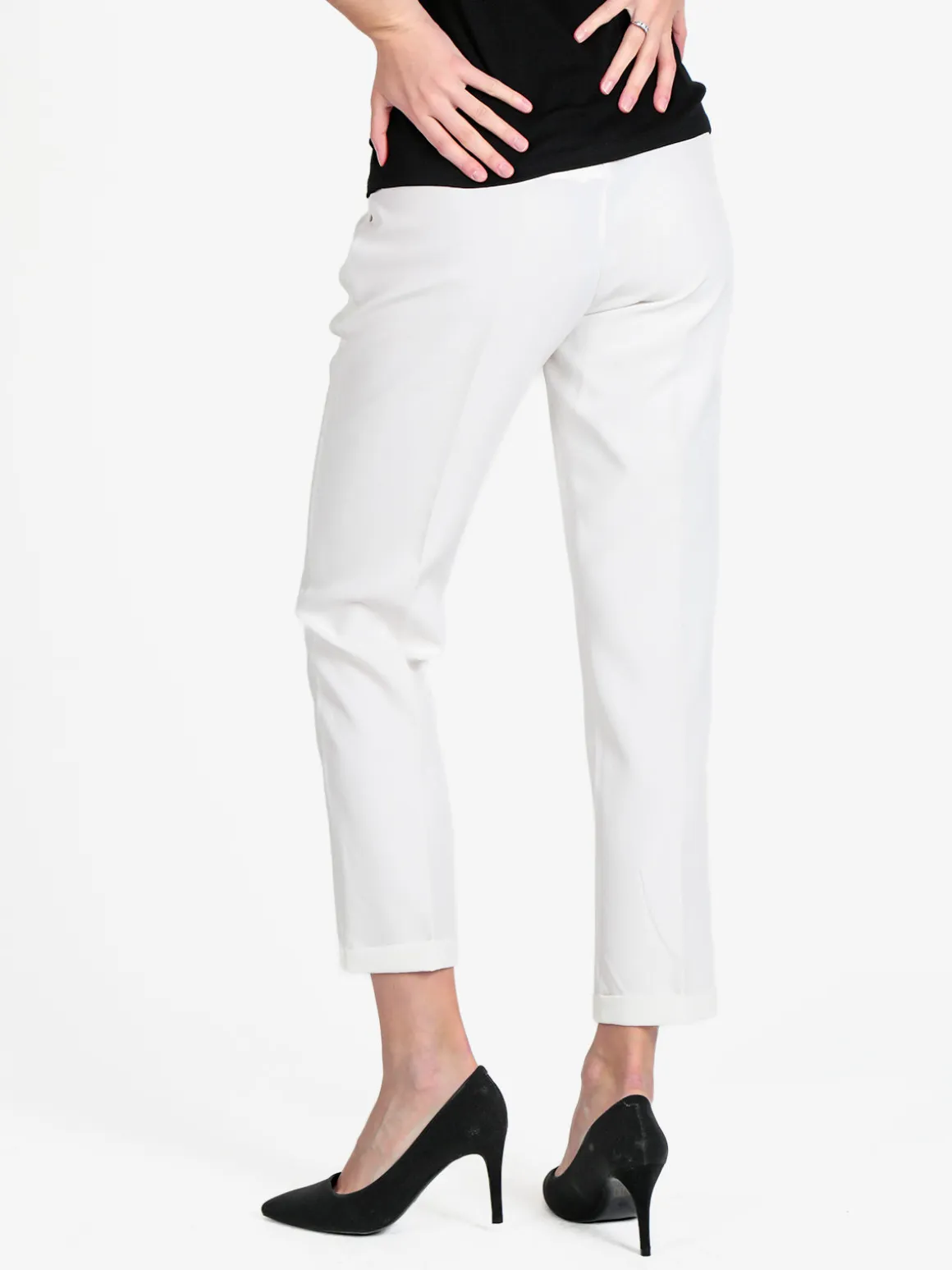 Frenetika Pantaloni classici da donna con risvolto