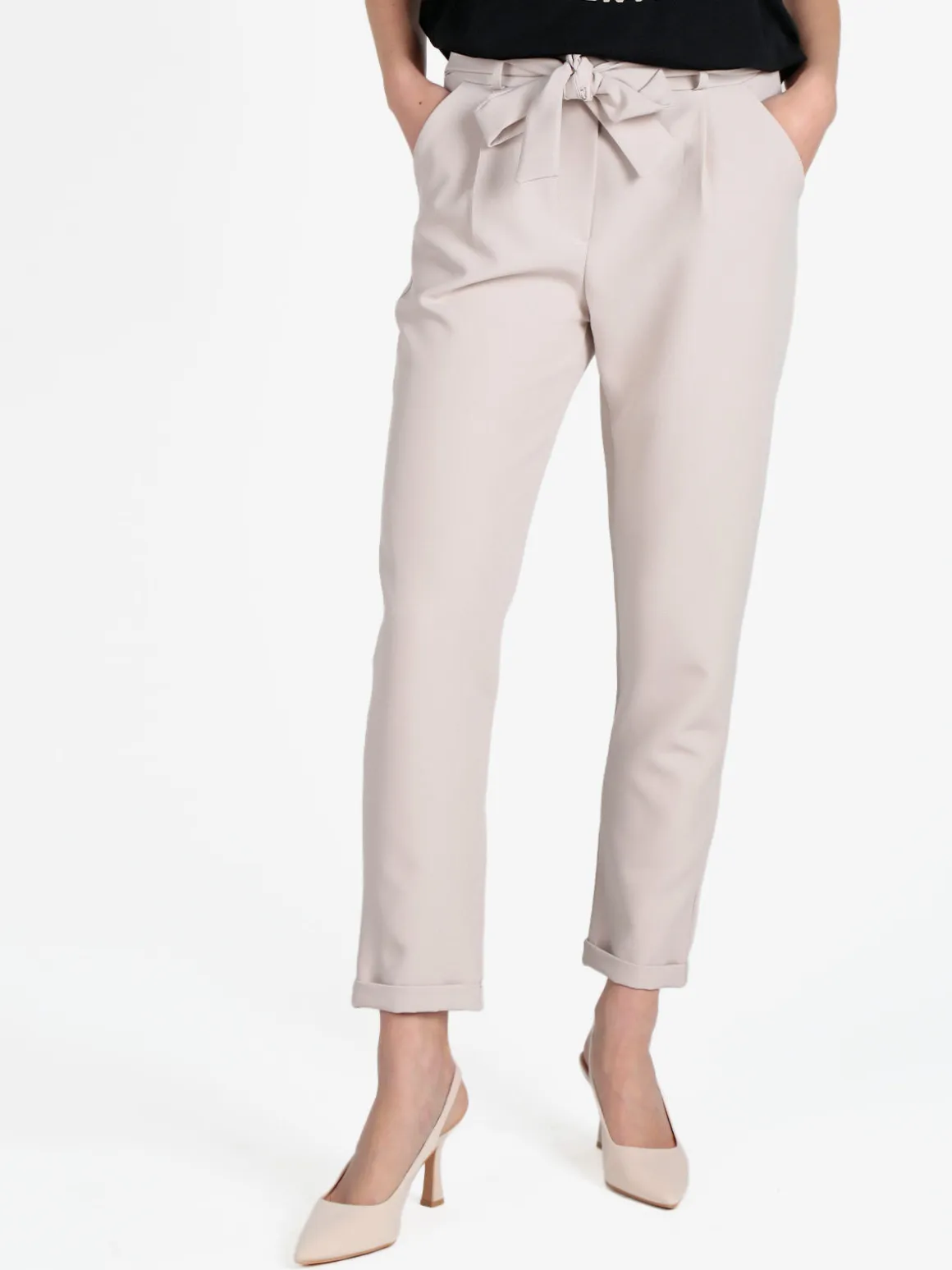 Frenetika Pantaloni classici da donna con risvolto