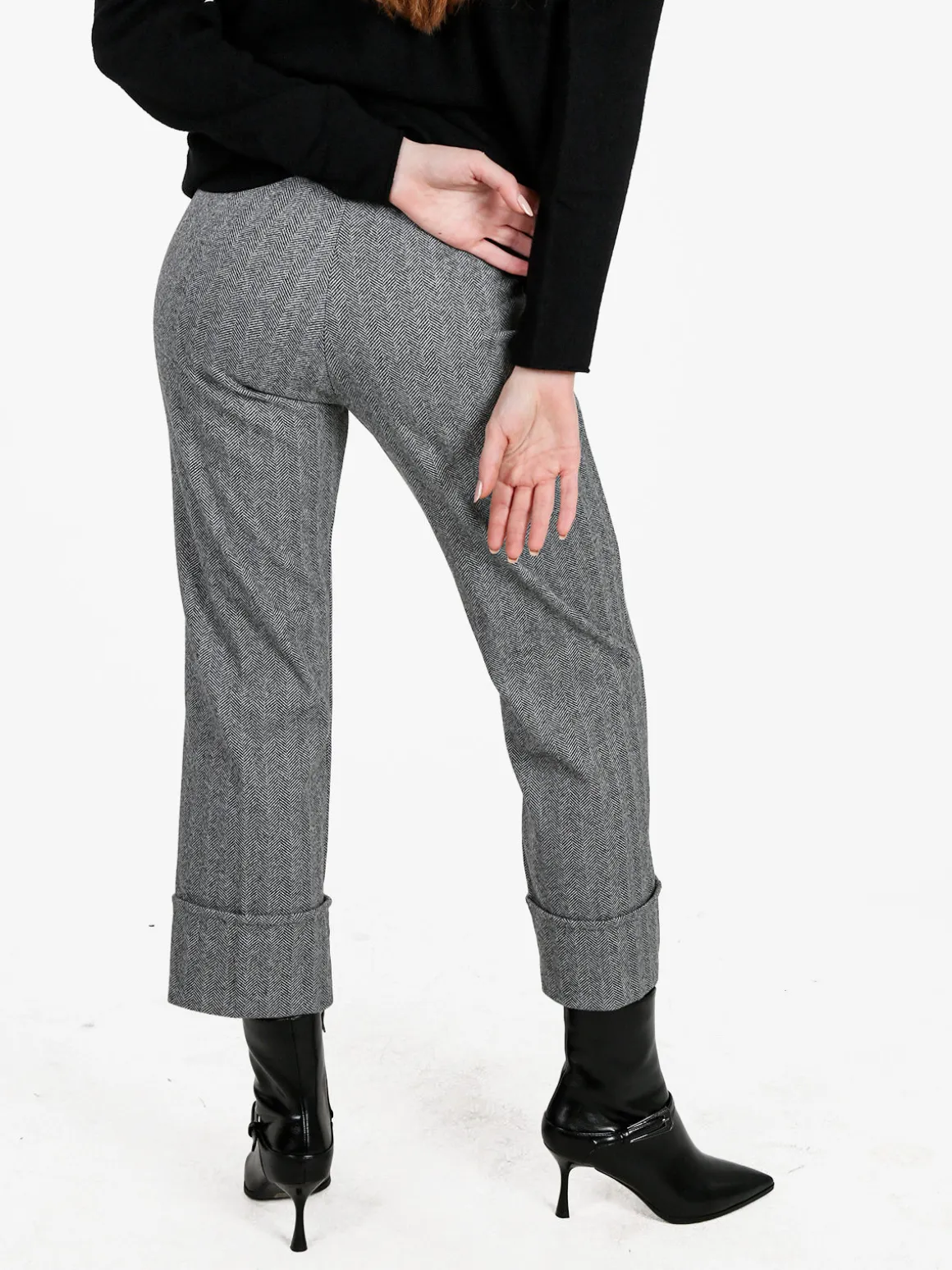 Frenetika Pantaloni donna culotte cropped spigati - grigio