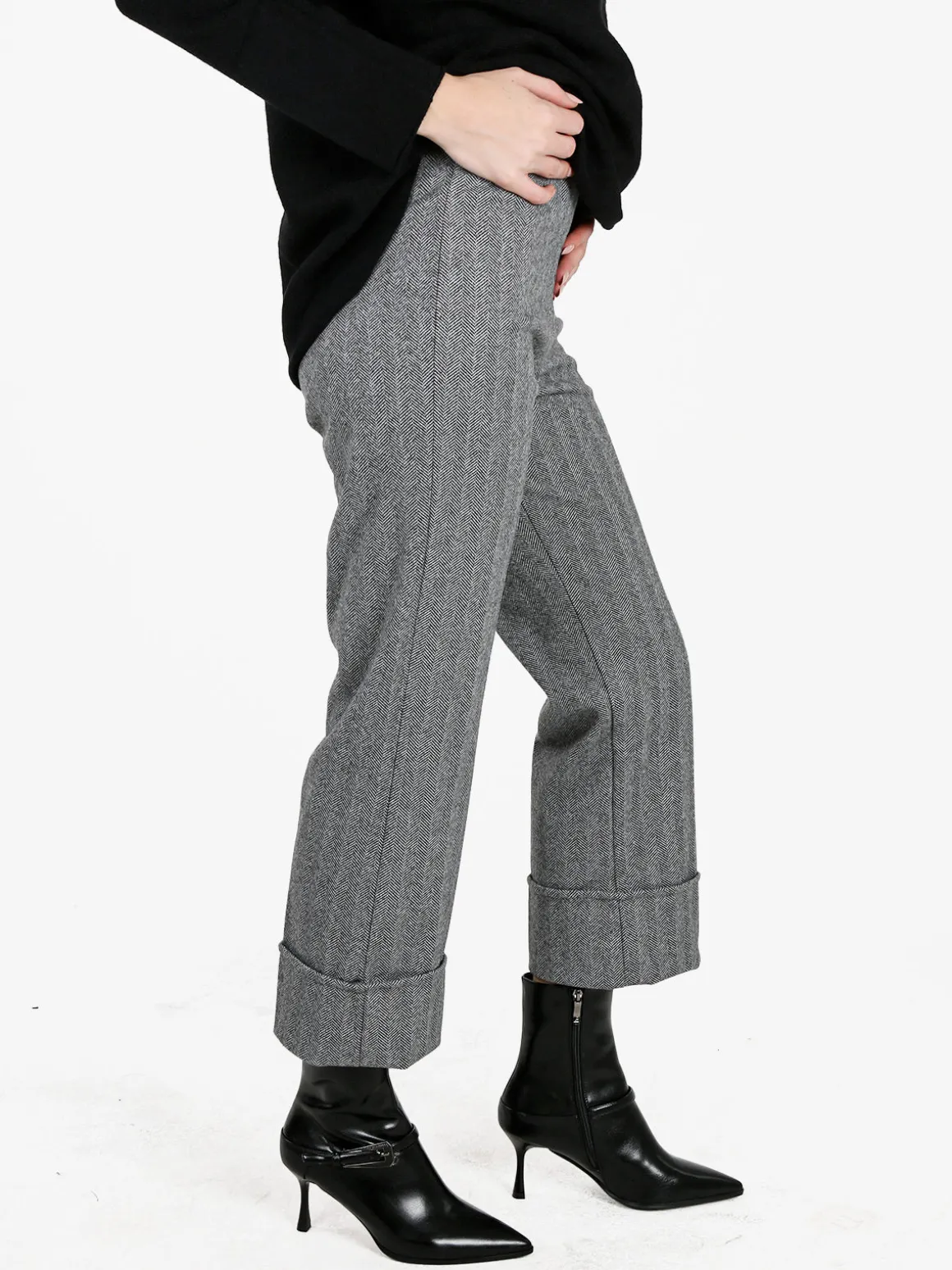 Frenetika Pantaloni donna culotte cropped spigati - grigio