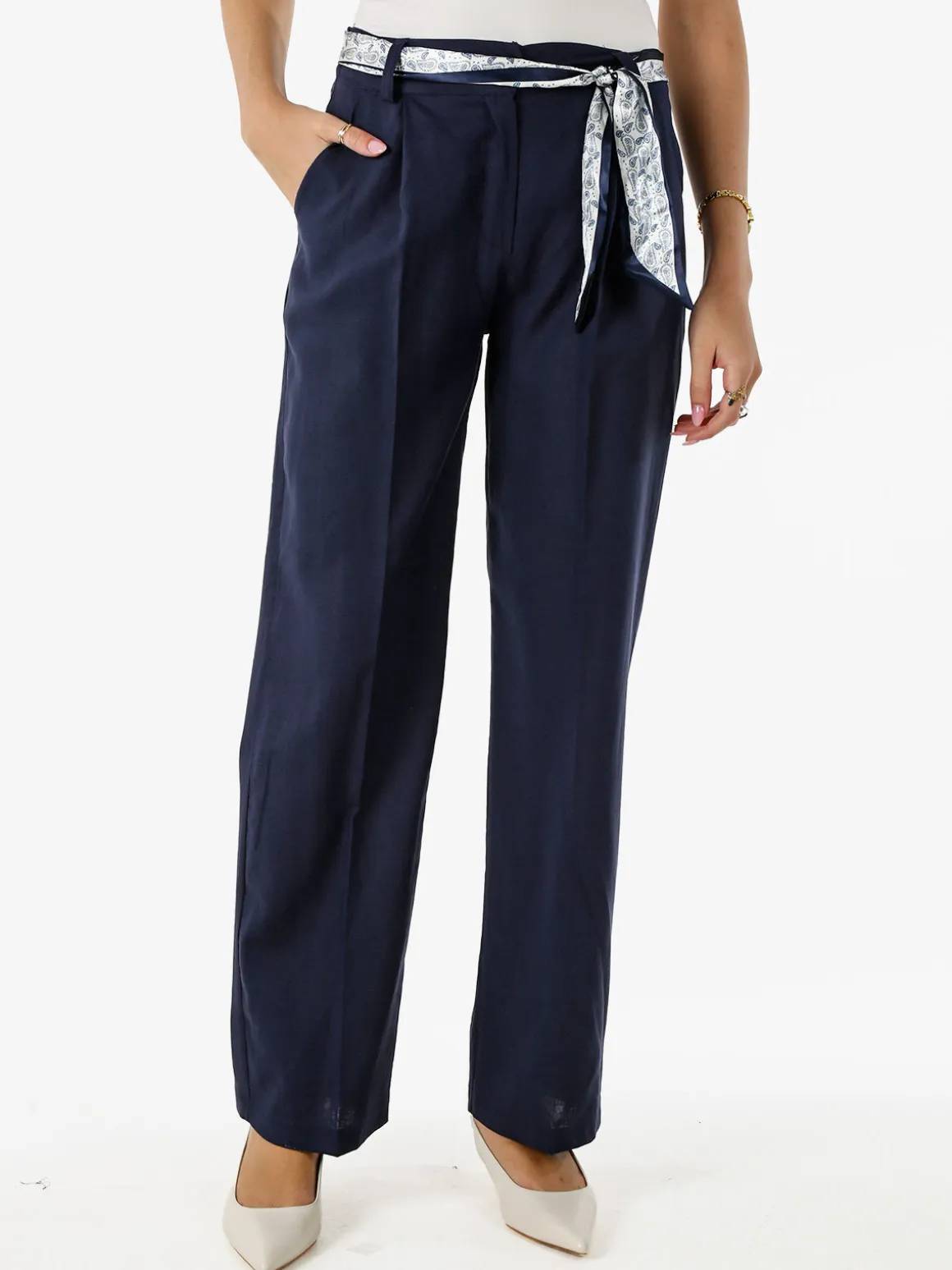 Frenetika Pantaloni donna in misto lino a gamba dritta con cintura a foulard - blu