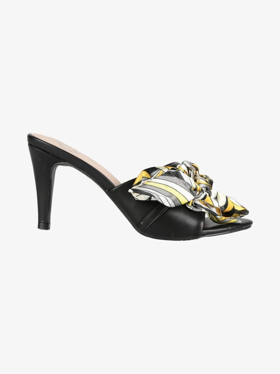 Galia Sabot donna con tacco