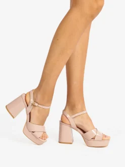 Gattinoni Sandali donna in vernice con tacco