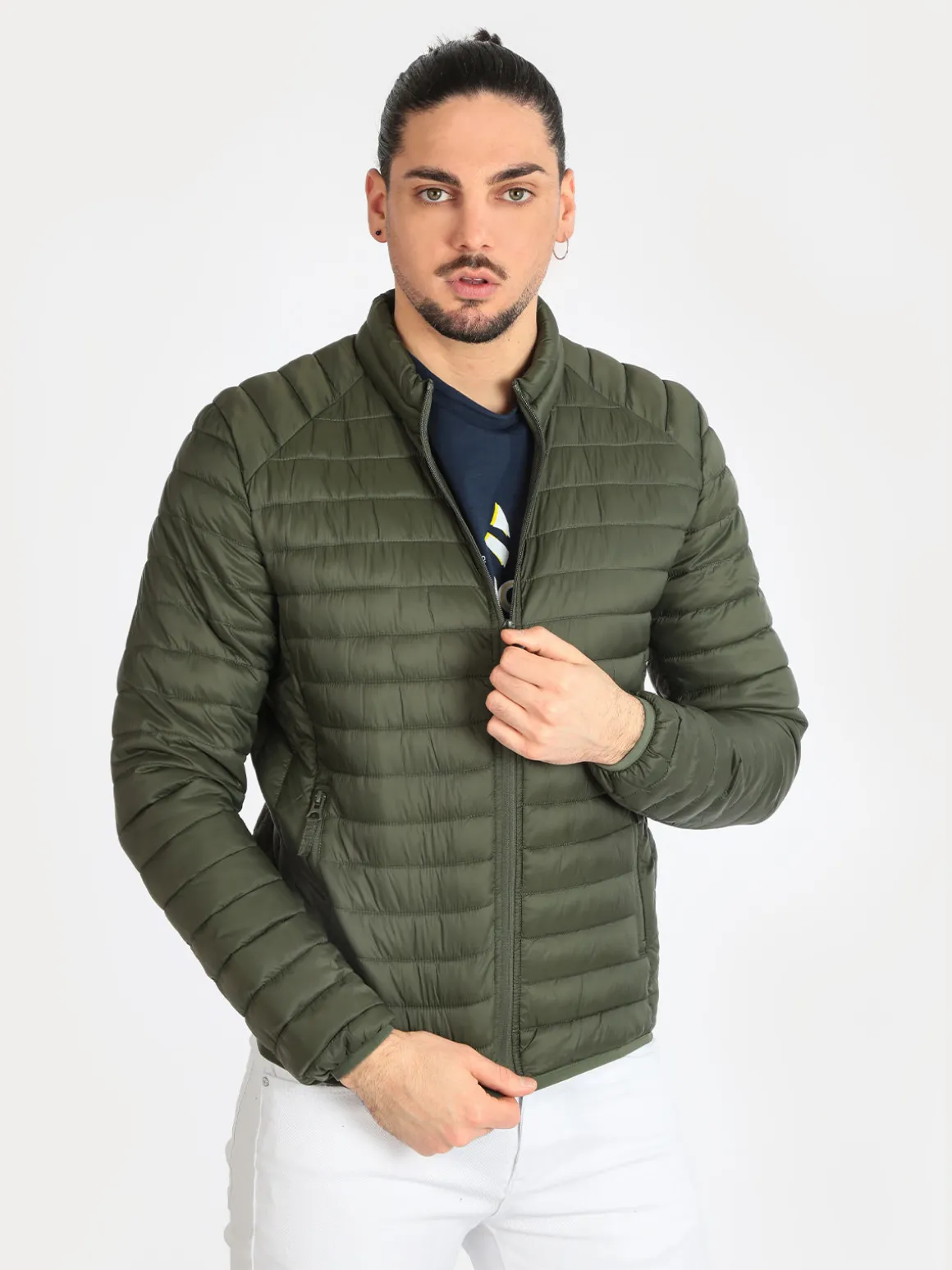 Guy Giubbino leggero uomo