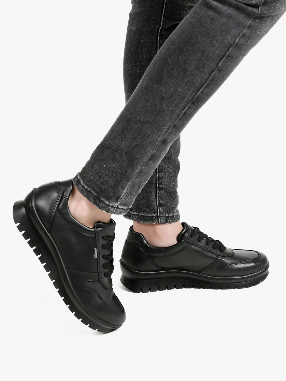 Igi&Co Sneakers donna in pelle con suola alta