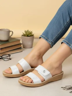 Inblu Ciabatte donna con cinturino a strappo - bianco