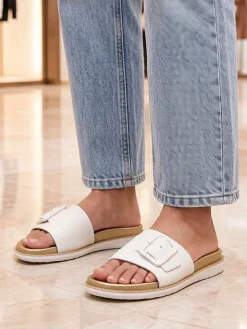Inblu DUAL DENSITY Ciabatte donna con fibbia - bianco