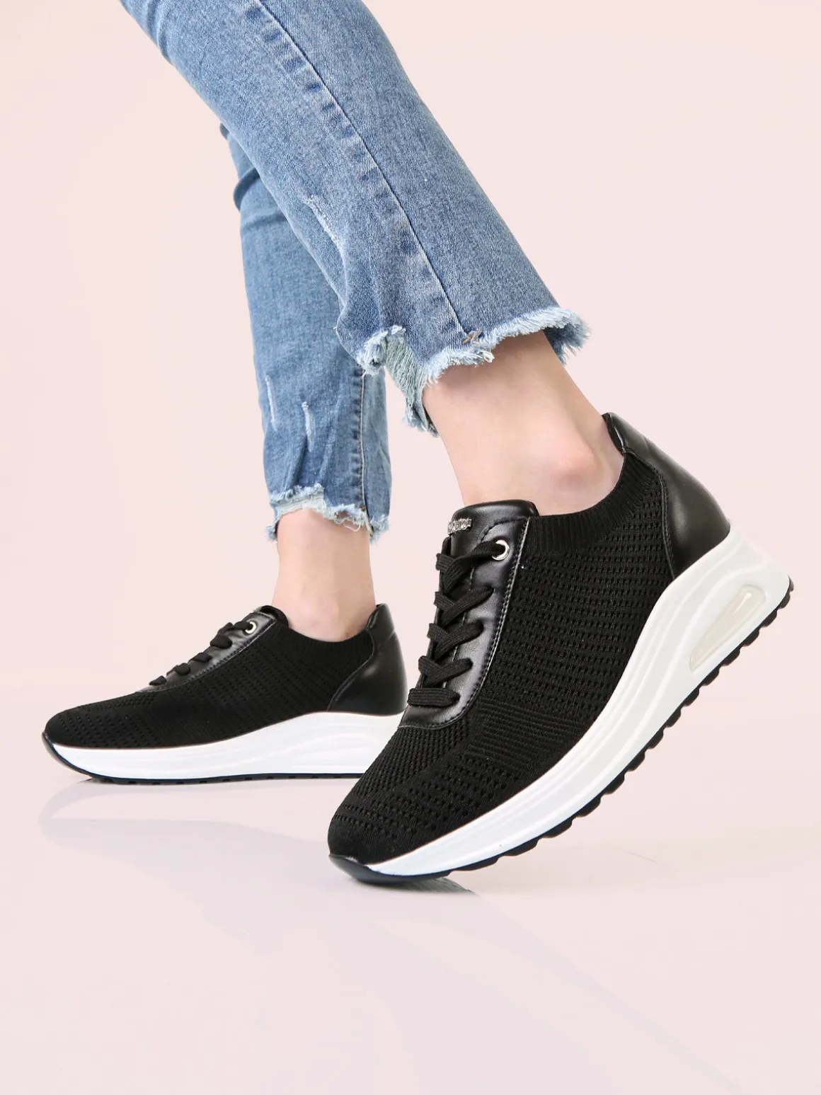 Inblu Sneakers sportive da donna in maglia con air - nero