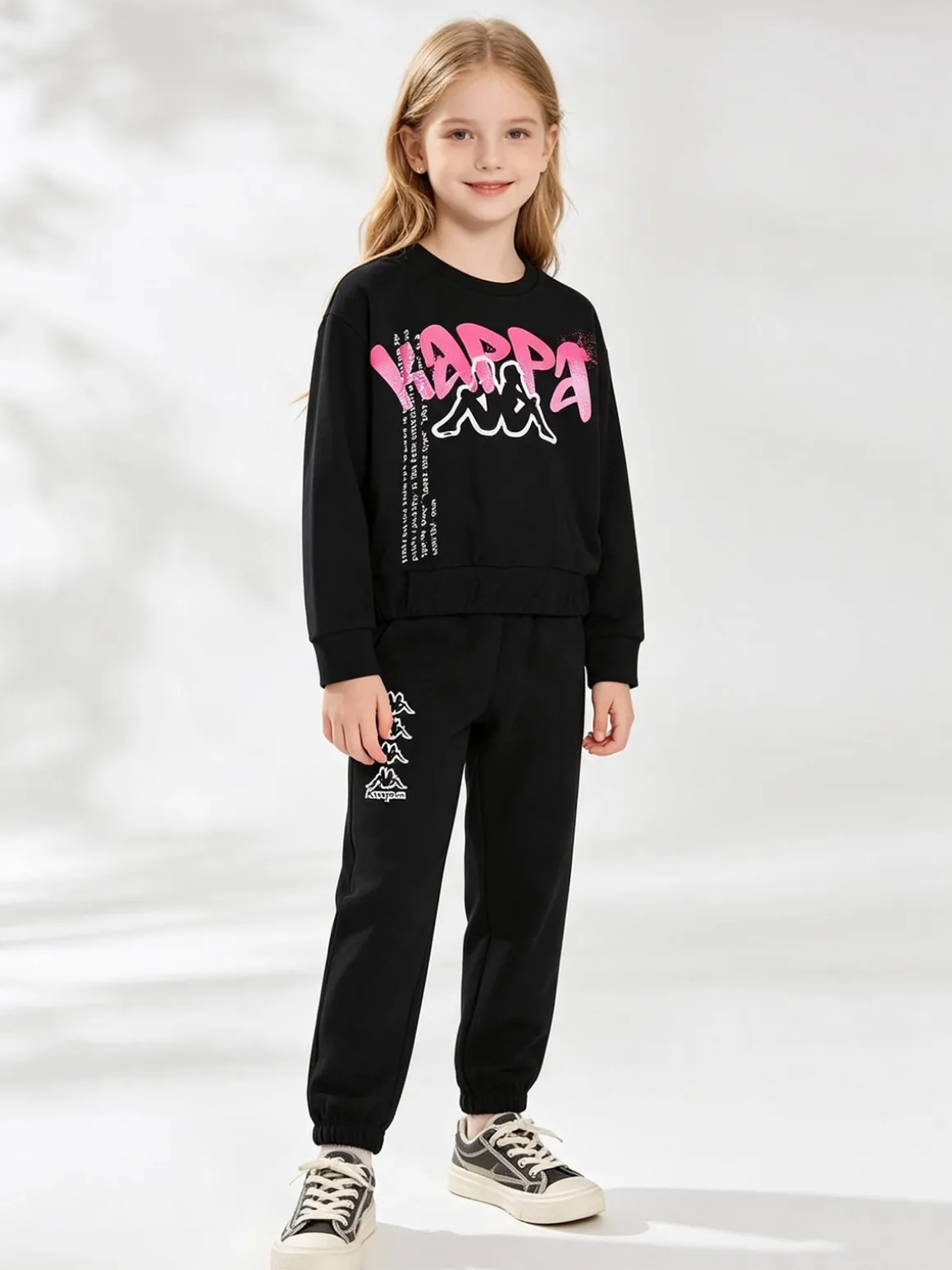 Kappa Completo tuta da ragazza con felpa cropp e pantaloni in cotone - nero