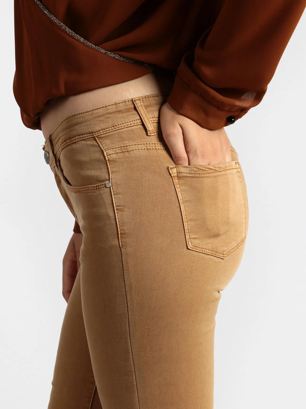 Kiss Pink Pantaloni skinny a sigaretta con strappi