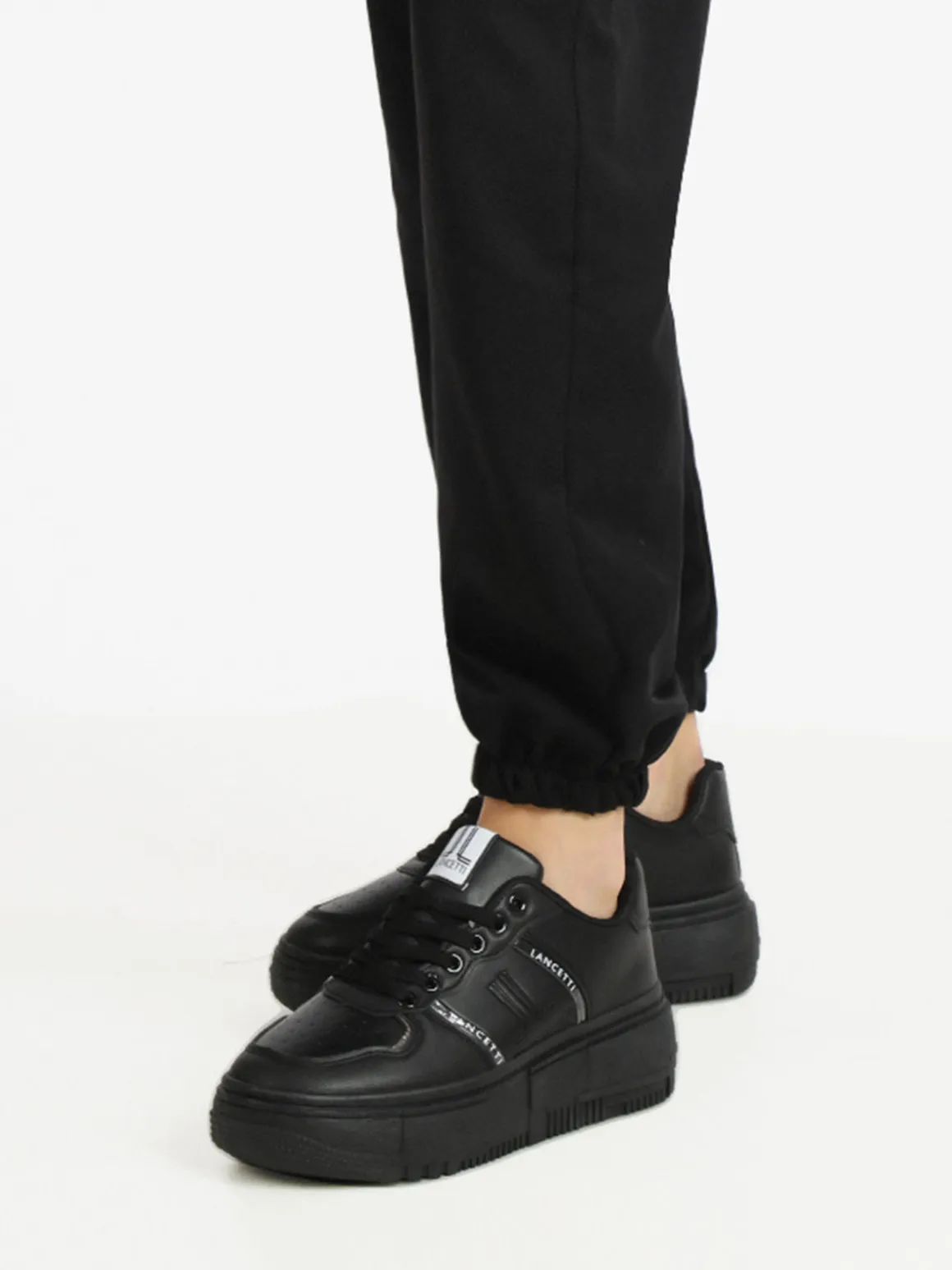 Lancetti Sneakers da donna stringata con zeppa