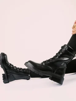 Laura Biagiotti Anfibi donna stringati con zip laterale - nero