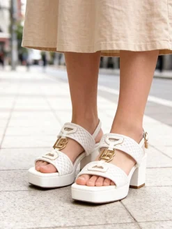 Laura Biagiotti Sandali donna con tacco e plateau - bianco