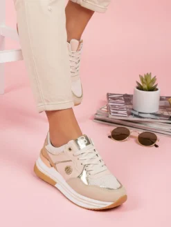 Laura Biagiotti Sneakers stringate da donna con paltform - beige