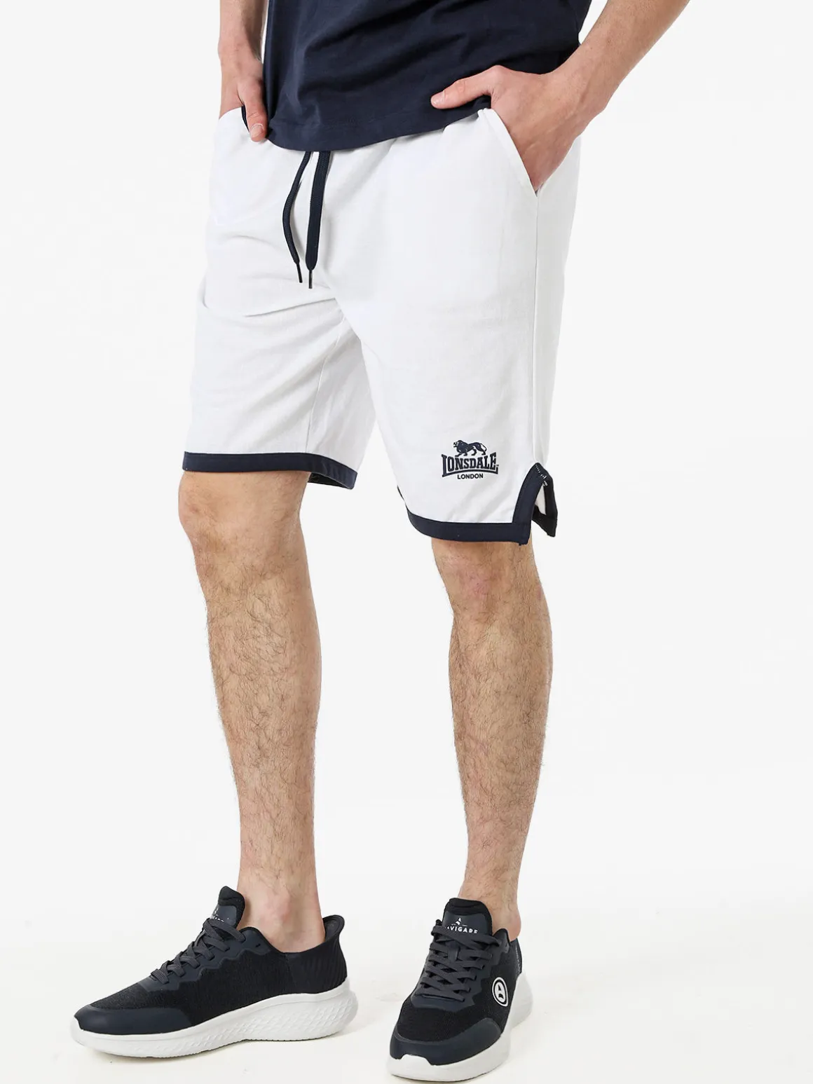 Lonsdale Bermuda sportivi da uomo in cotone con logo - bianco
