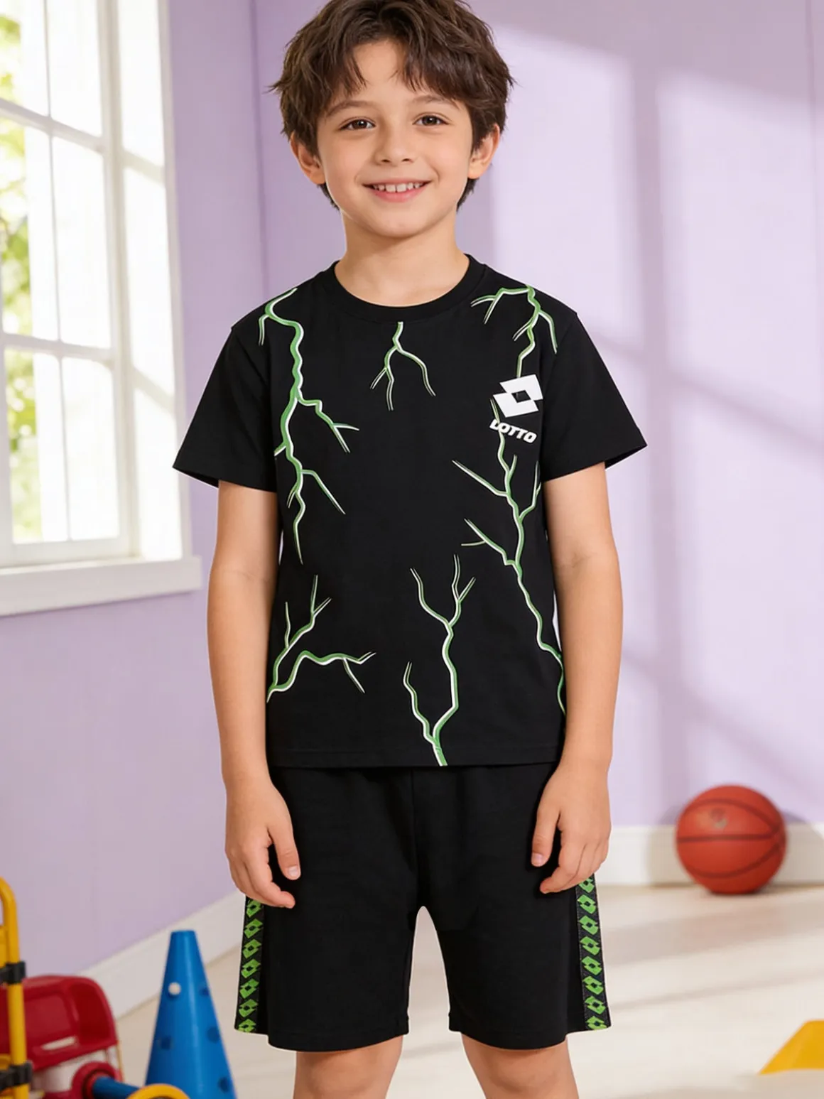 Lotto Completo corto da bambino in cotone con t-shirt e bermuda - nero