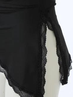 Lovery Top donna asimmetrico con scollo a fascia e bordo finale in pizzo - nero