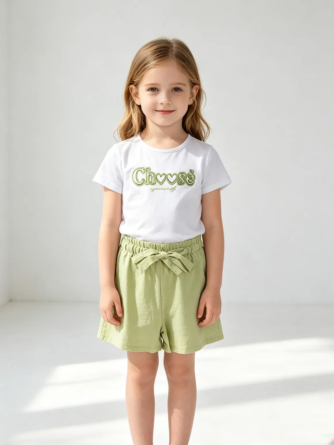 Luisa Chic Completo corto da bambina con t-shirt e shorts a vita alta