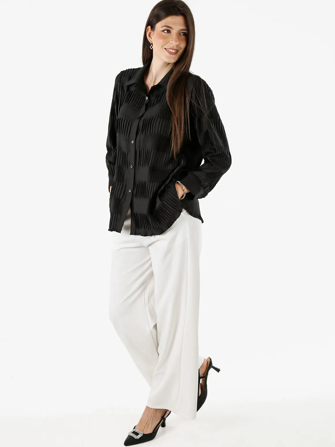 Luxesize Camicia plissettata da donna con maniche lunghe a palloncino - nero