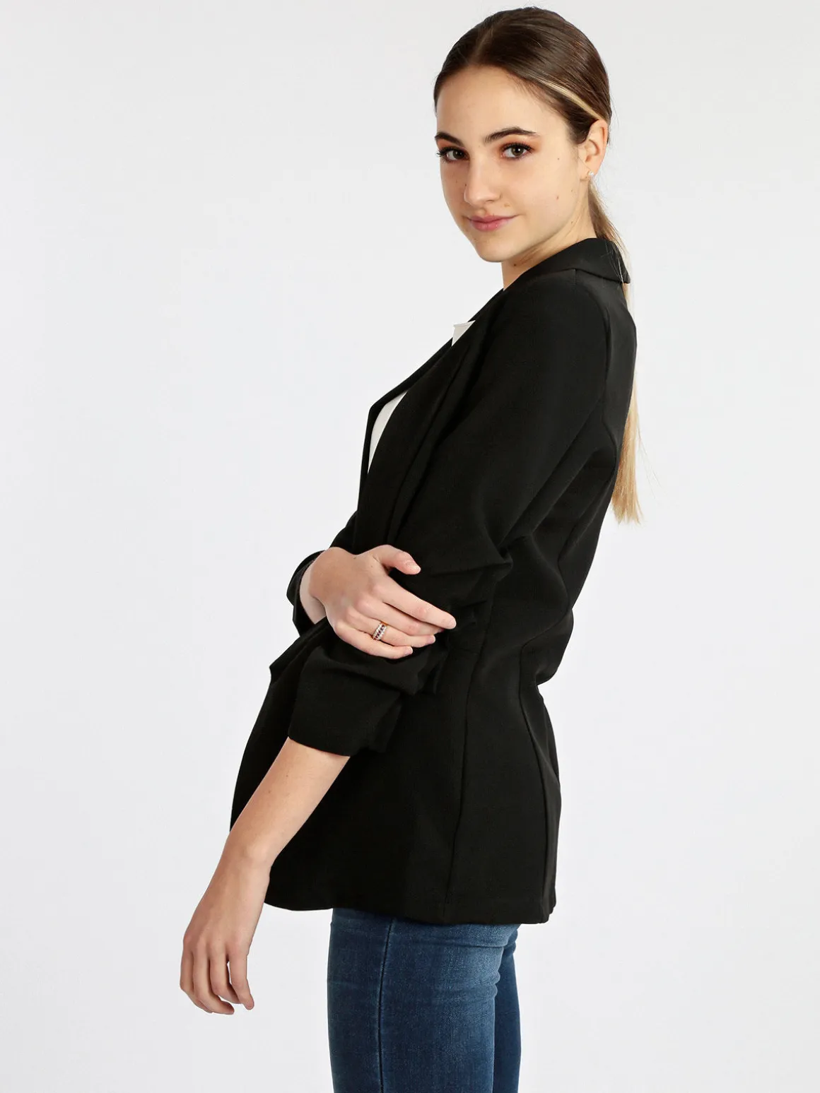 Melitea Blazer donna aperto con maniche arricciate
