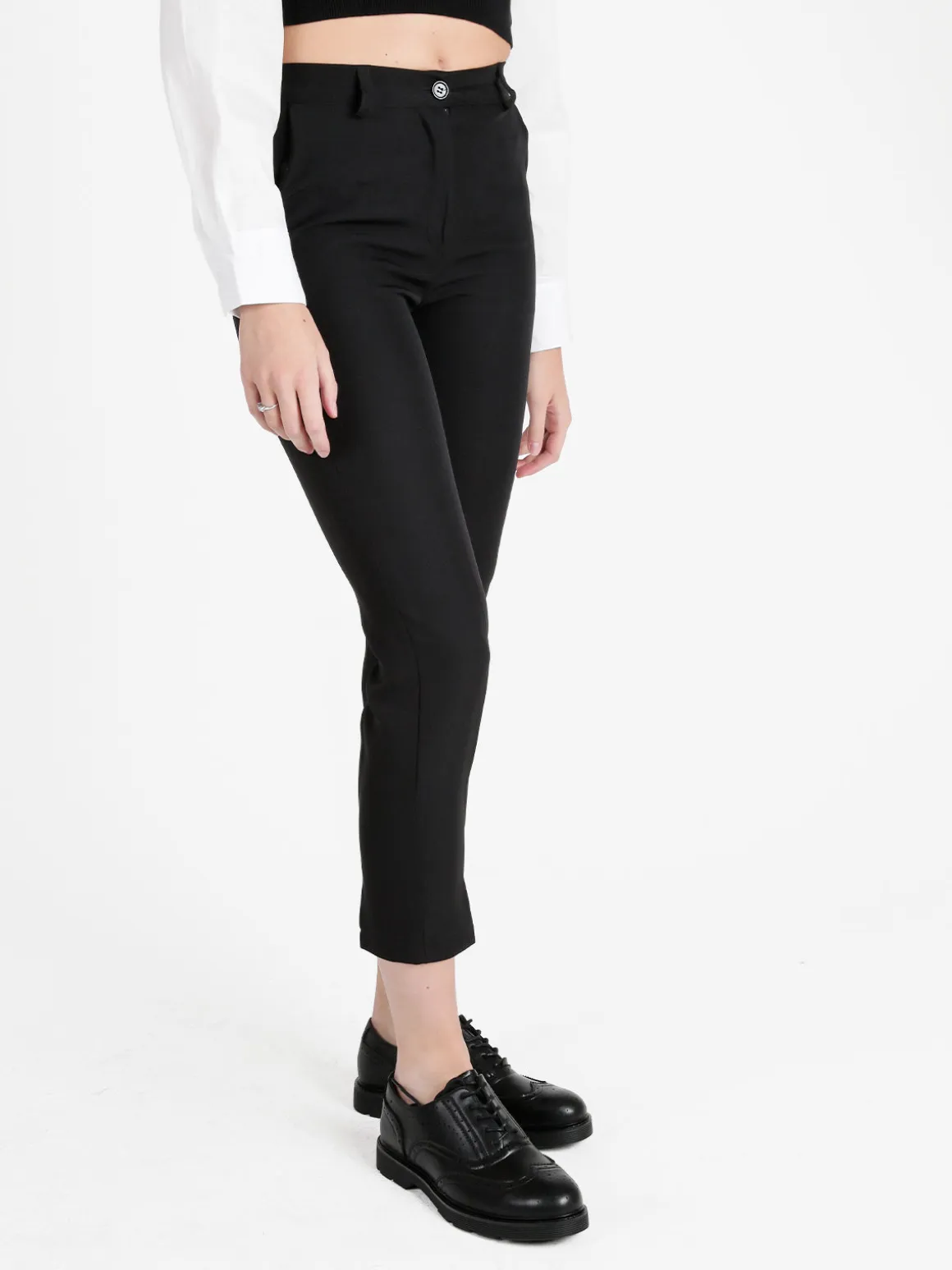 Melitea Pantaloni donna modello capri