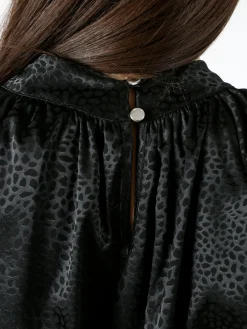 Miss E Co Blusa donna accollata a maniche lunghe linea curvy - nero