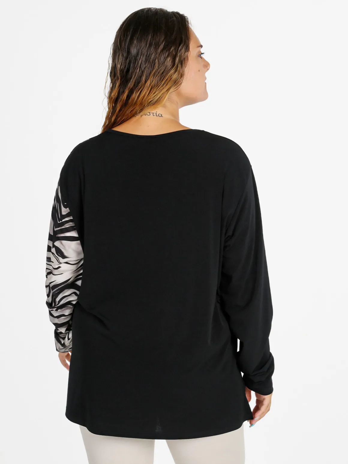 Miss E Co Blusa donna a maniche lunghe con stampa fantasia linea curvy - nero
