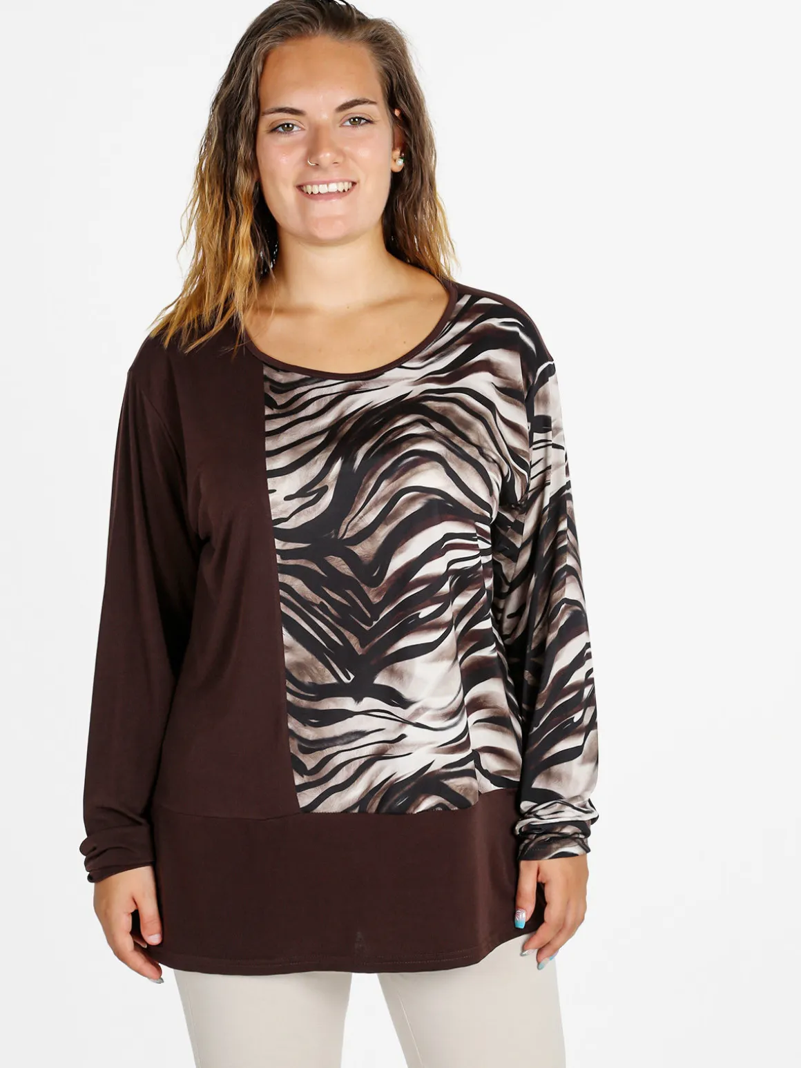Miss E Co Blusa donna a maniche lunghe con stampa fantasia linea curvy - moro