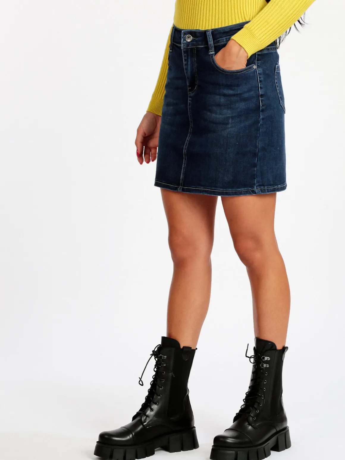 Miss Natalie Gonna corta in jeans