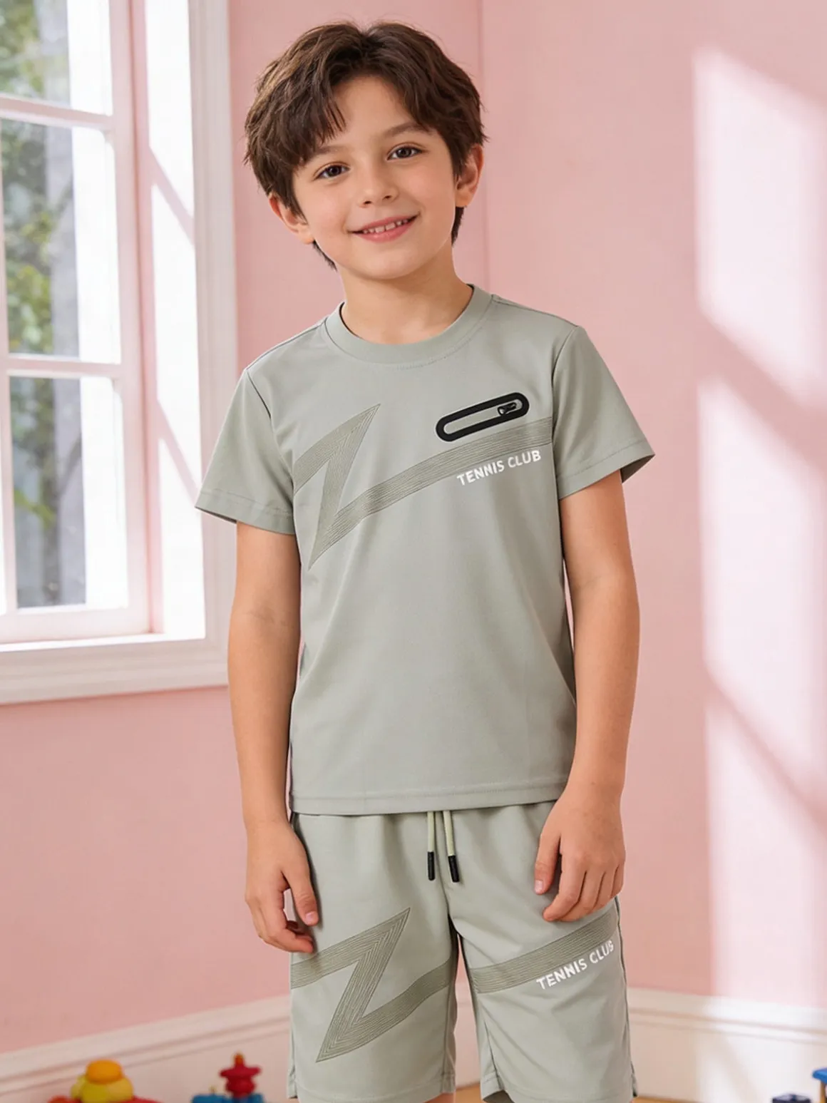 Mr Jek Completo corto da bambino con t-shirt e bermuda - pistacchio