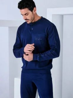 Navigare Pigiama lungo da uomo in cotone interlock con taschino - blu scuro