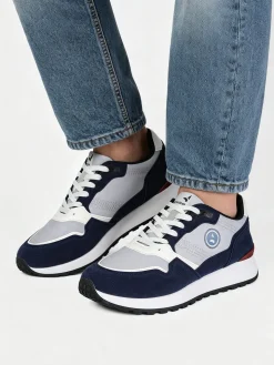 Navigare Sneakers stringate da uomo con platform - marrone