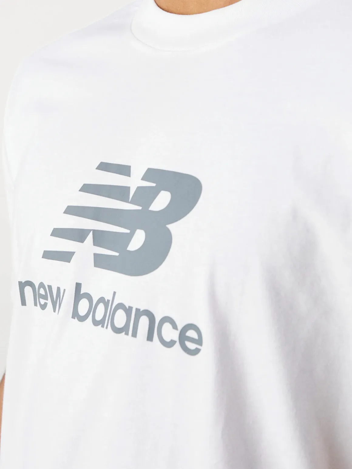 New Balance ESSENTIALS STACKED LOGO T-shirt da uomo a maniche corte in cotone
