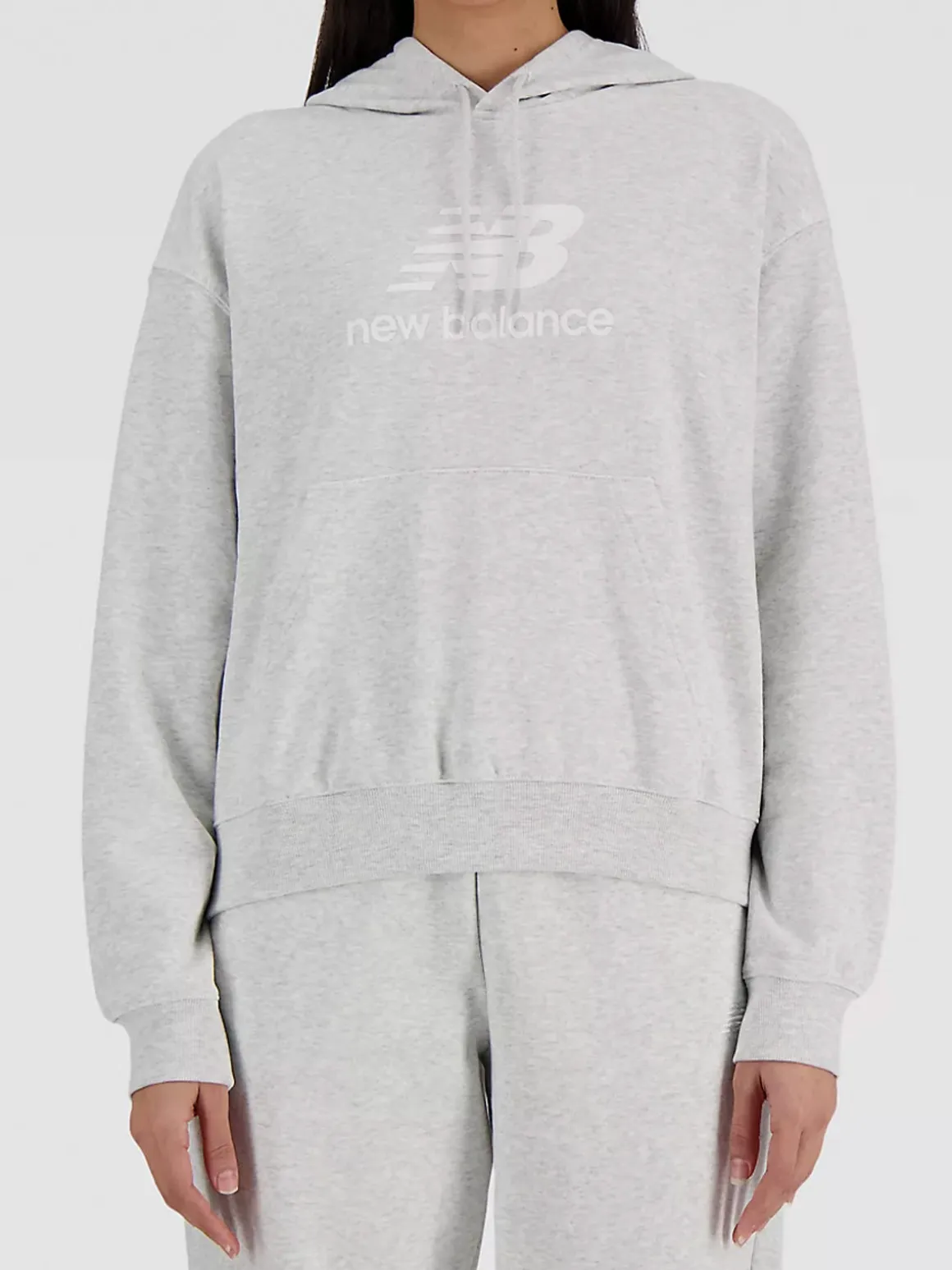 New Balance SPORT ESSENTIALS LOGO HOODIE Felpa donna con cappuccio